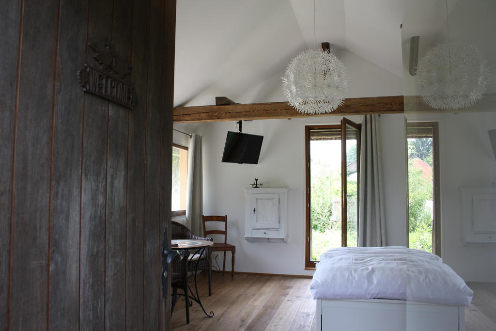Villa Ofenhaus Murten Zimmer foto